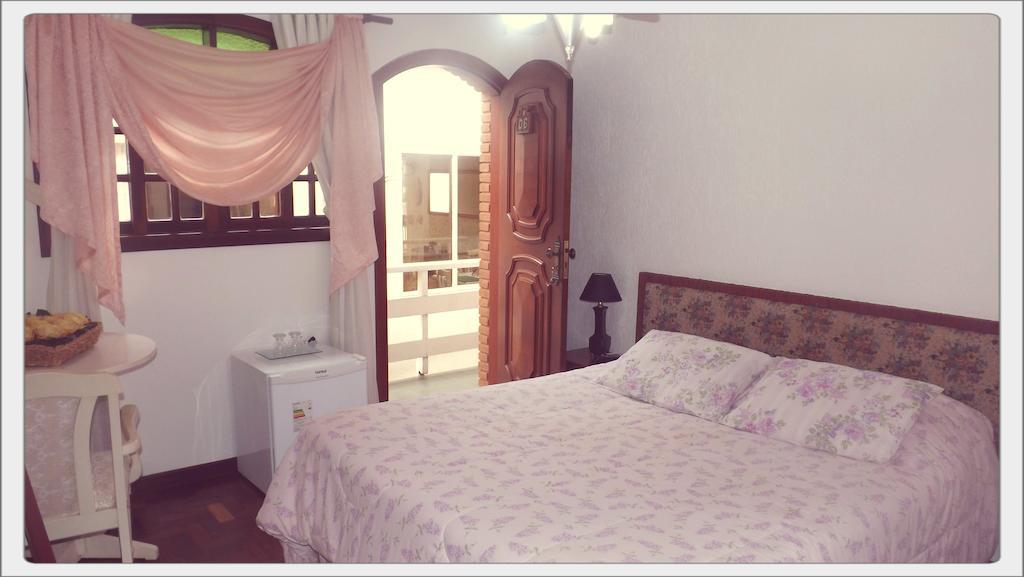 Pousada Das Rosas Campos do Jordao Room photo